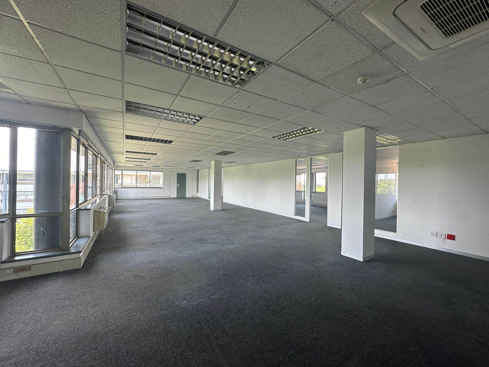 588  m² Commercial space in Woodmead photo number 25