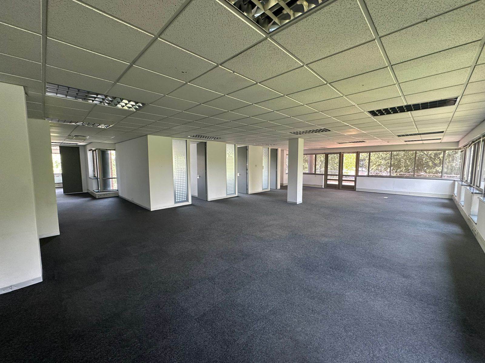 588  m² Commercial space in Woodmead photo number 7