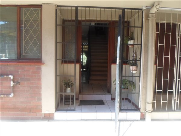 2 Bed Flat in Pinetown Central