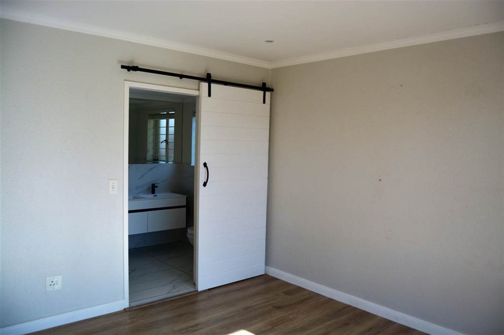 3 Bed Cluster in Randpark Ridge photo number 4