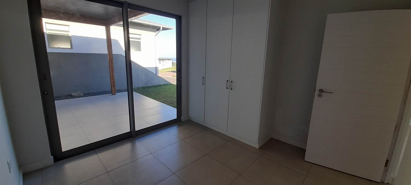 3 Bed Townhouse in Sibaya Precinct photo number 8