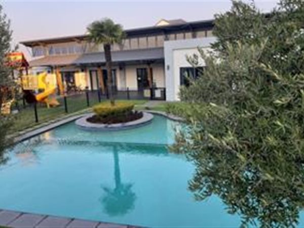 3 Bed Apartment in Bryanston East