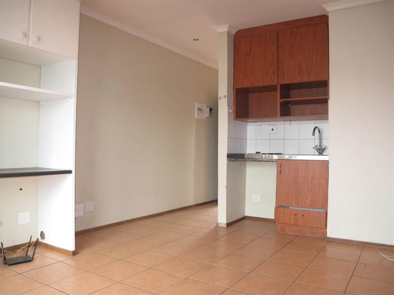 1 Bed Apartment in Auckland Park photo number 3