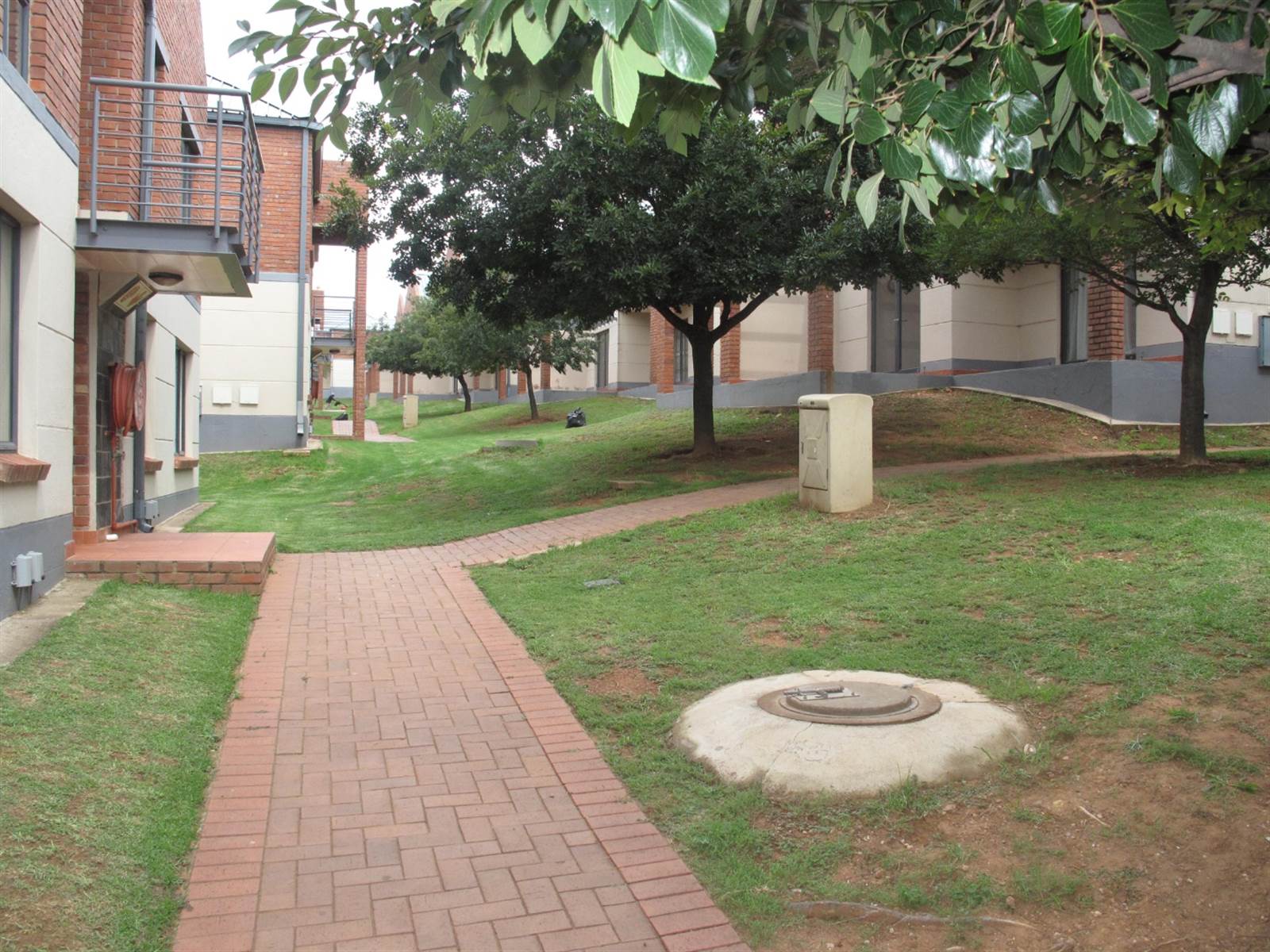 1 Bed Apartment in Auckland Park photo number 11