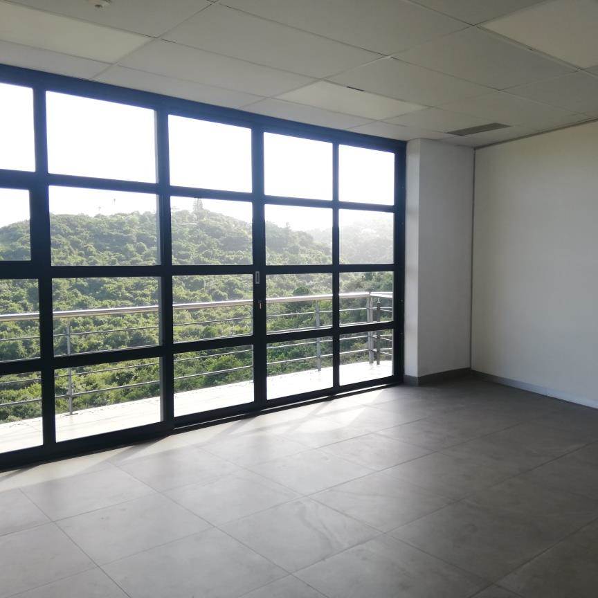 243  m² Office Space in Dawncliffe photo number 3