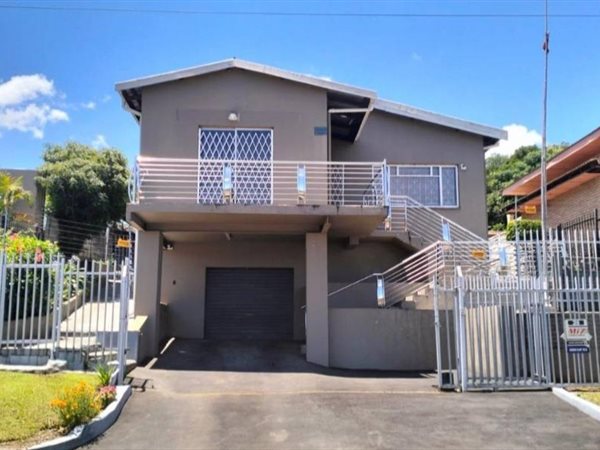 3 Bedroom House 3 Bedroom House