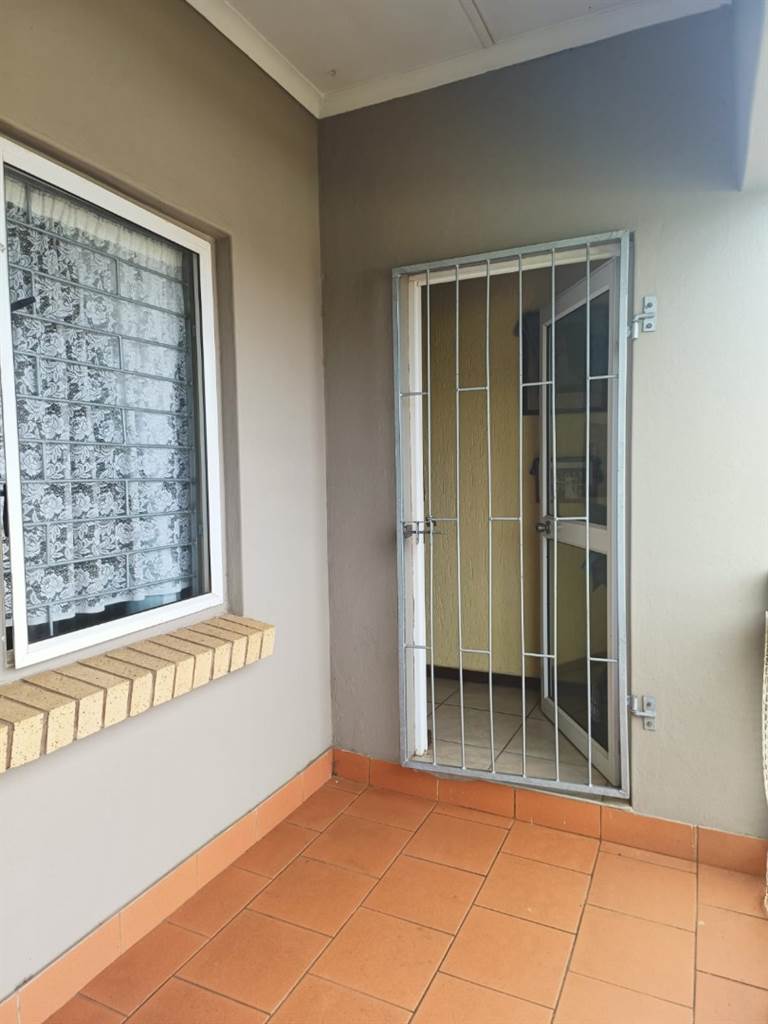 3 Bed Townhouse in Mtunzini photo number 21