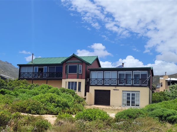3 Bed House in Rooi Els