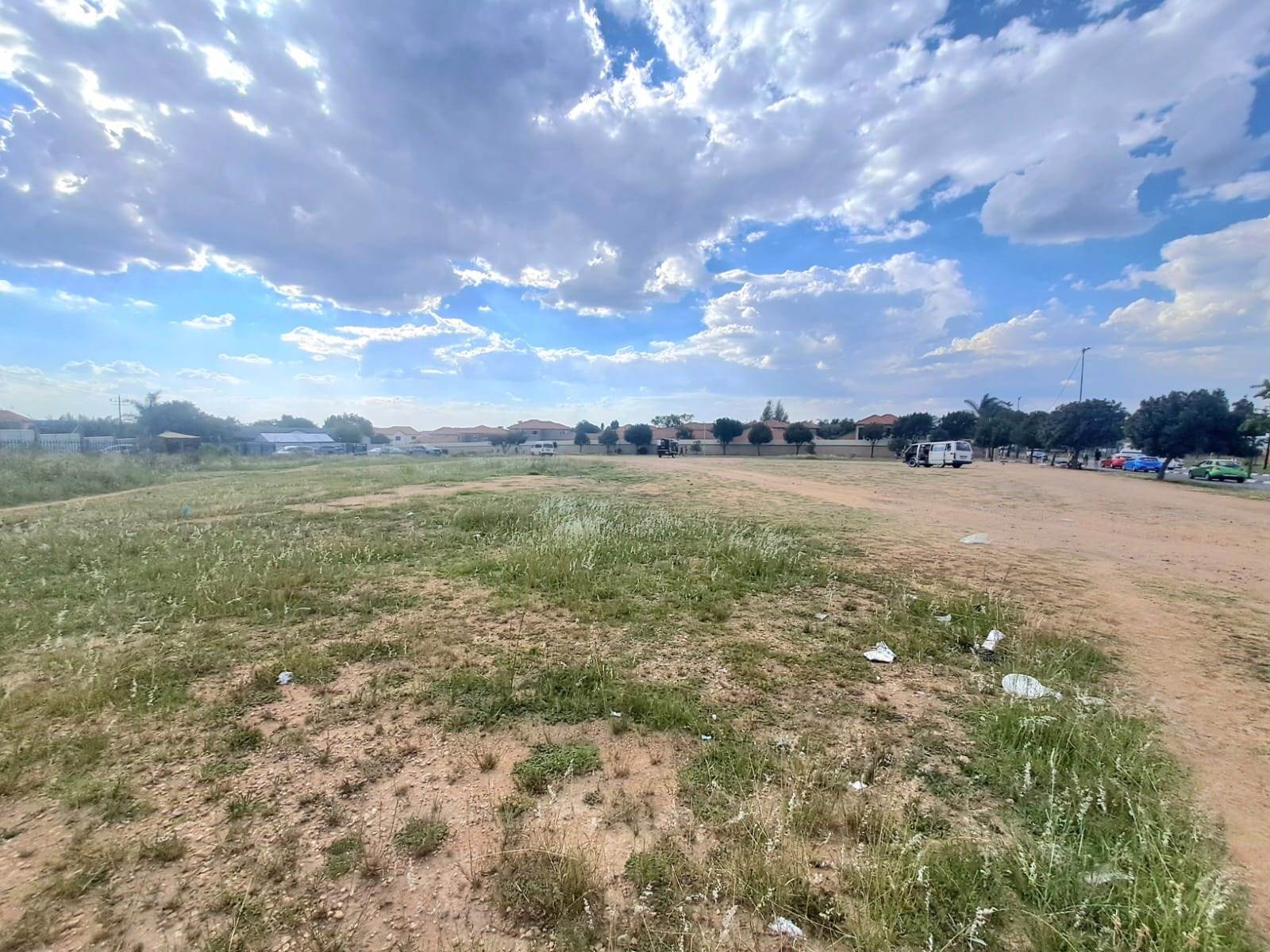 5647 m² Land available in Summerset photo number 5