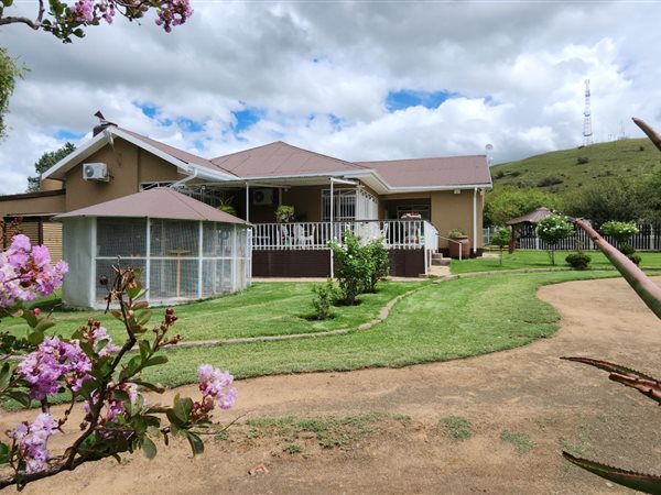 6 Bedroom House 6 Bedroom House