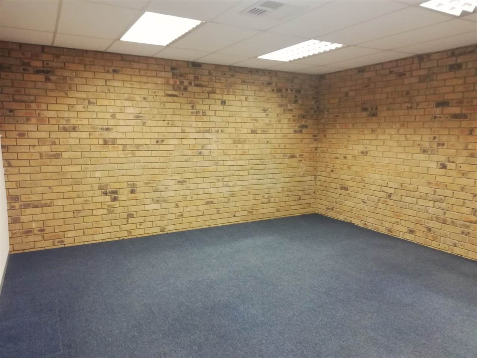 217  m² Commercial space in Secunda photo number 21