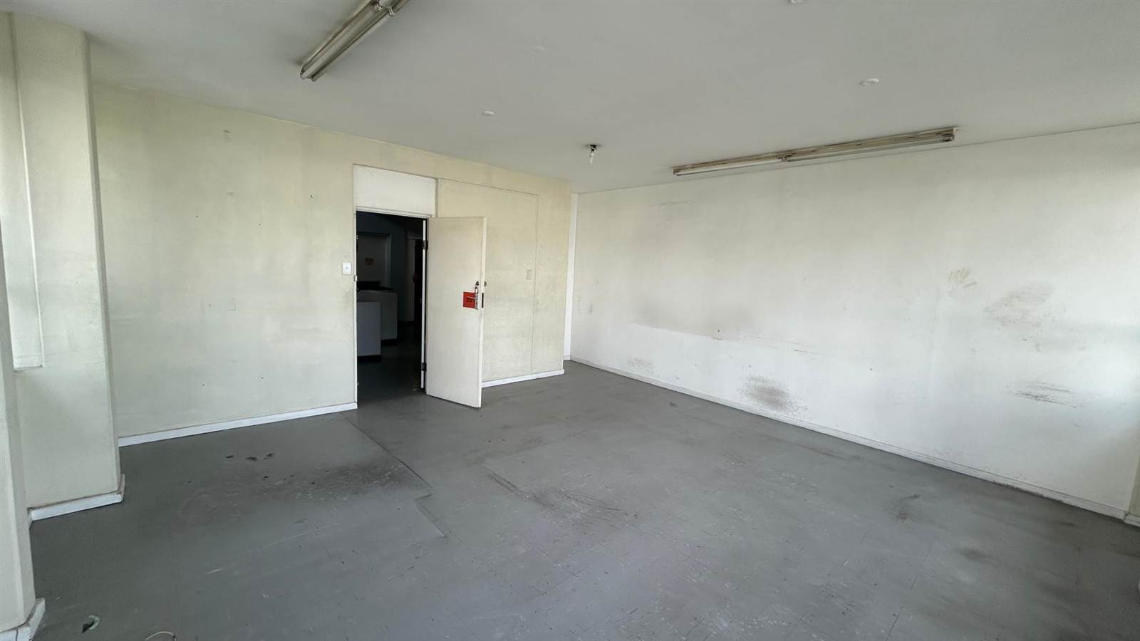 24  m² Office Space in Claremont photo number 3