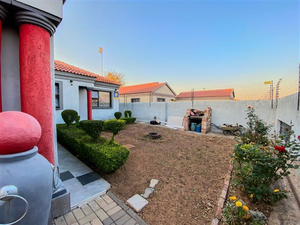 3 Bedroom House 3 Bedroom House
