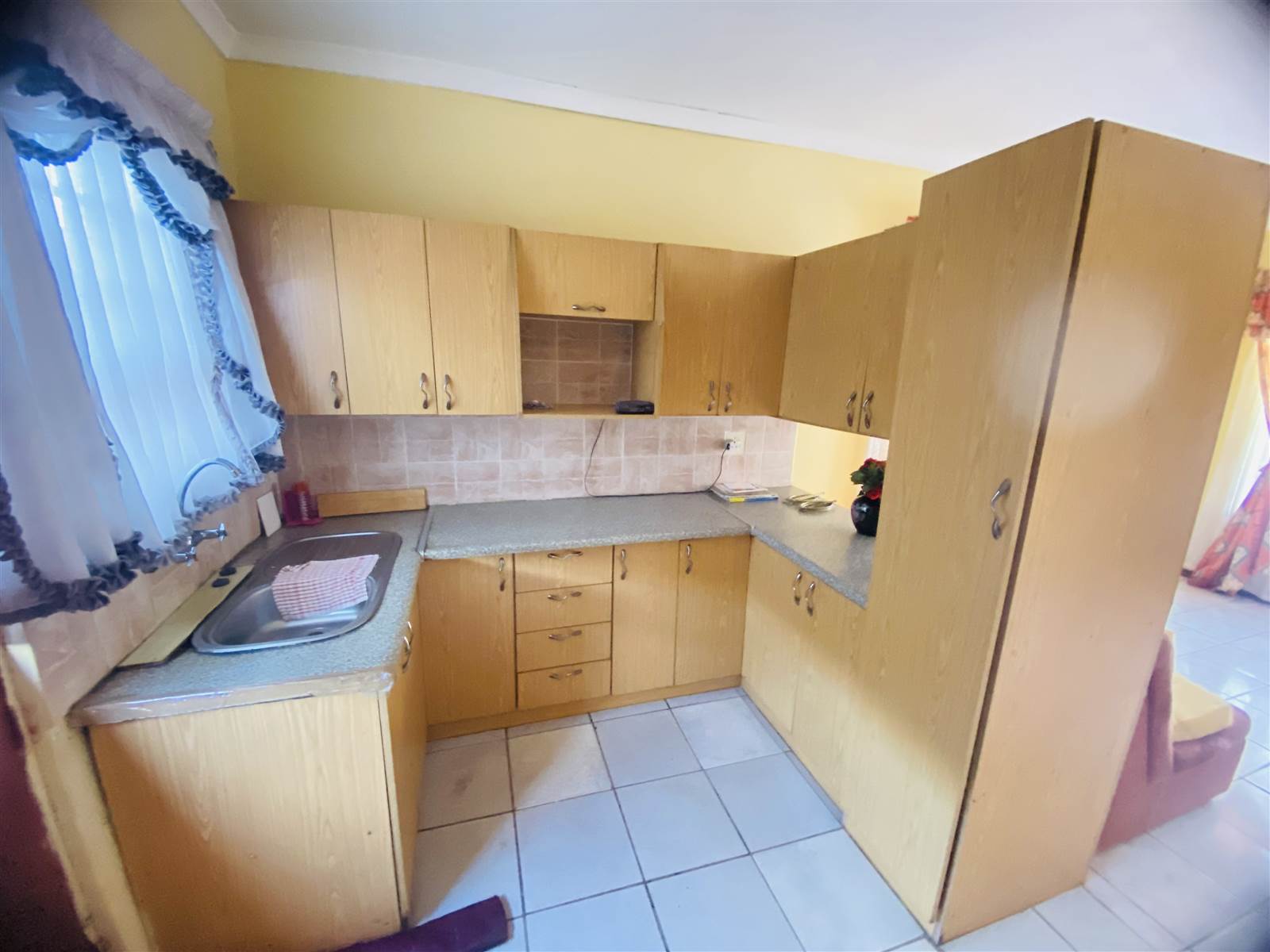 3 Bed House in Motherwell photo number 6