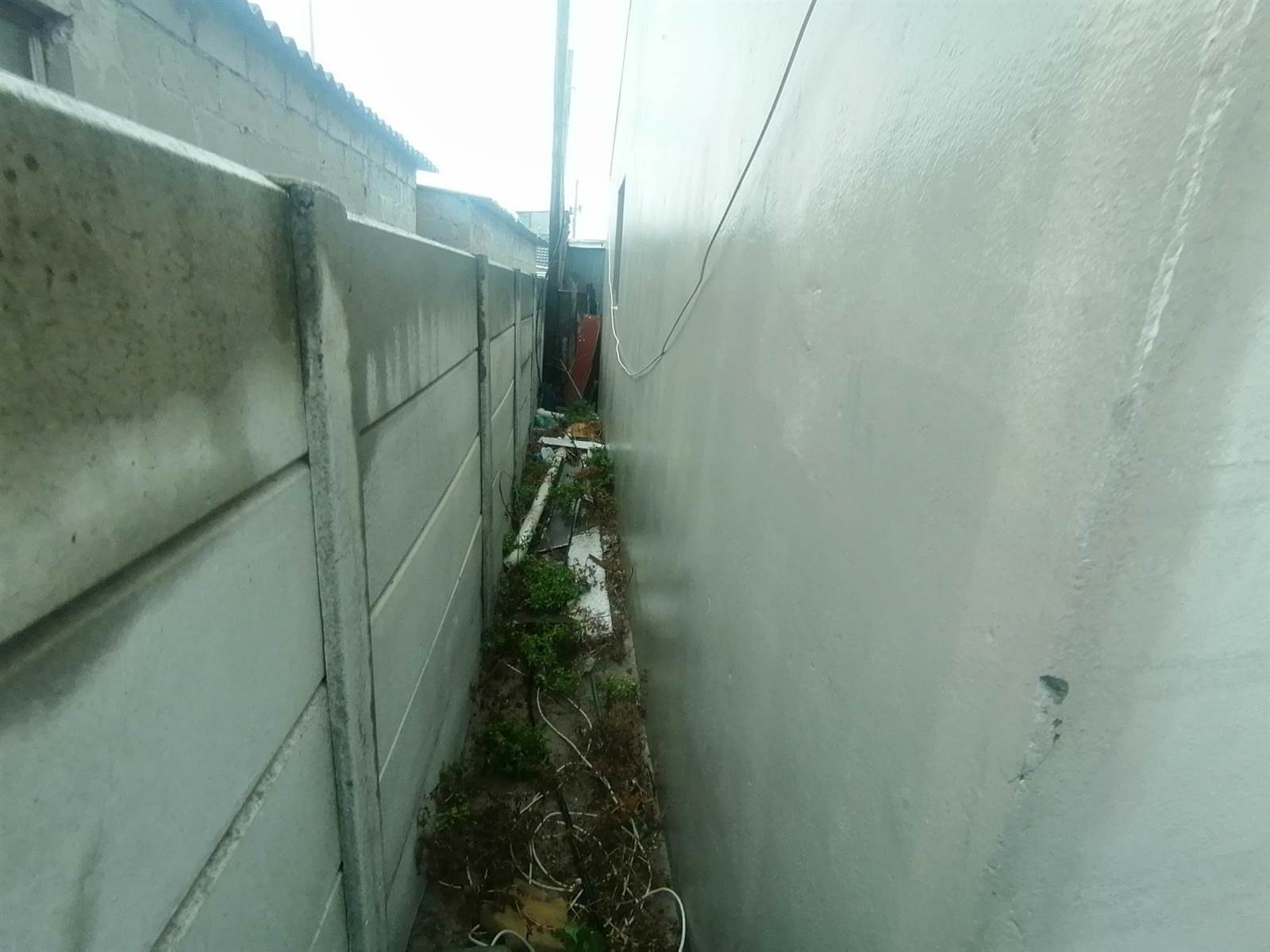 3 Bed House in Khayelitsha photo number 11