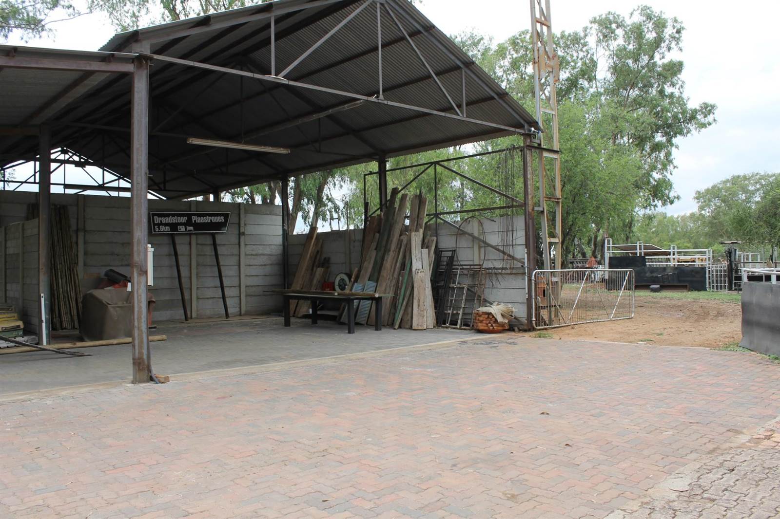 1000  m² Commercial space in Parys photo number 3