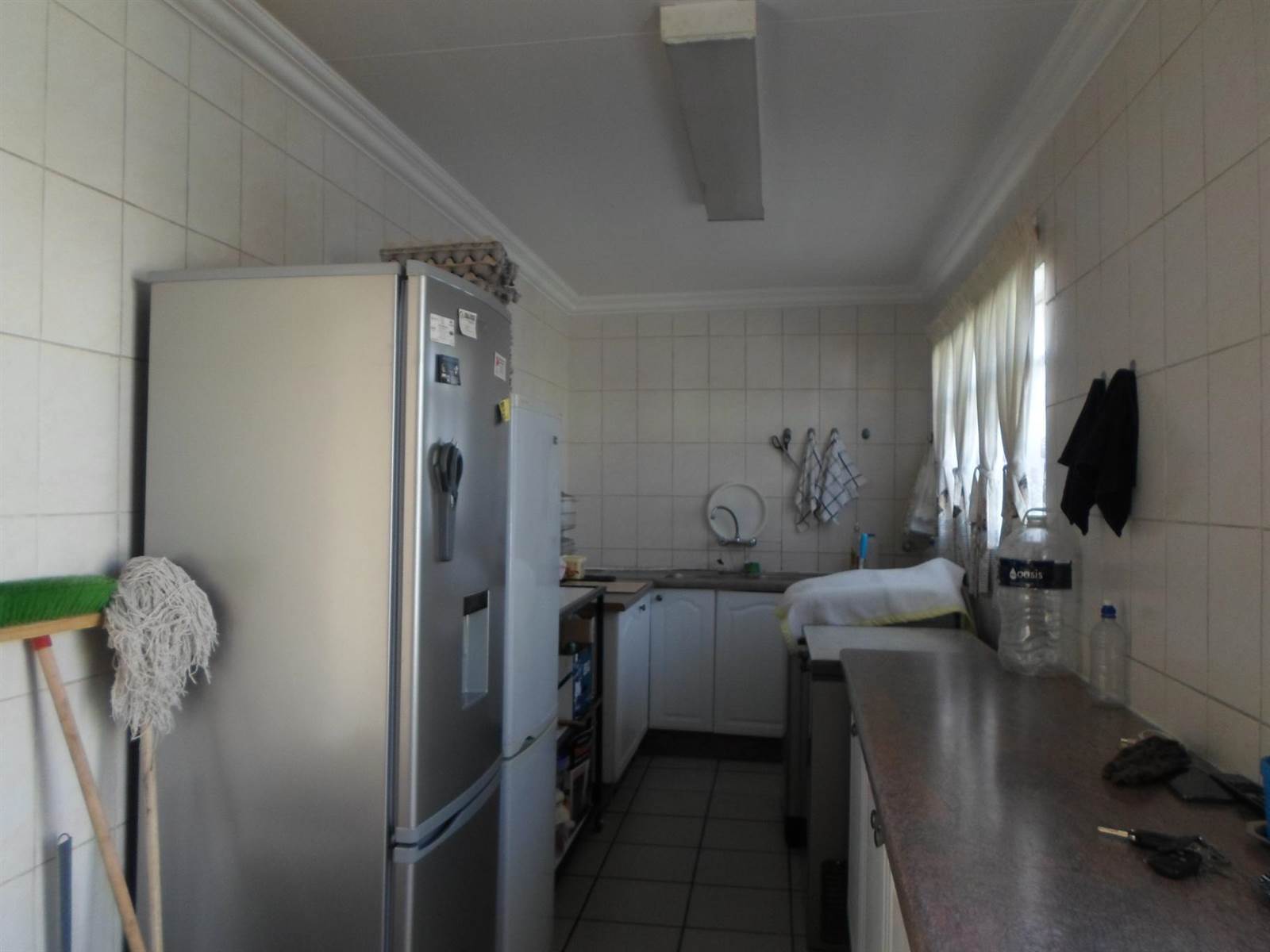 3 Bed Townhouse in Randfontein Central photo number 5