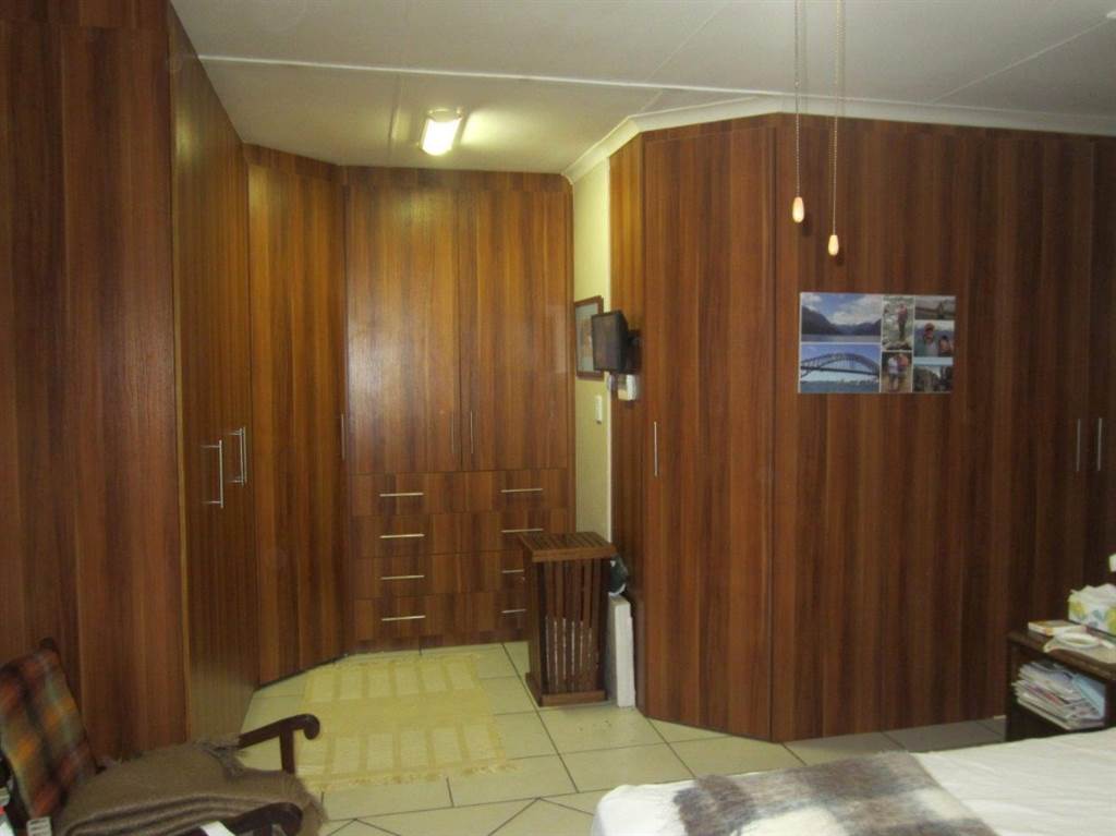 3 Bed Townhouse in Rustenburg photo number 14