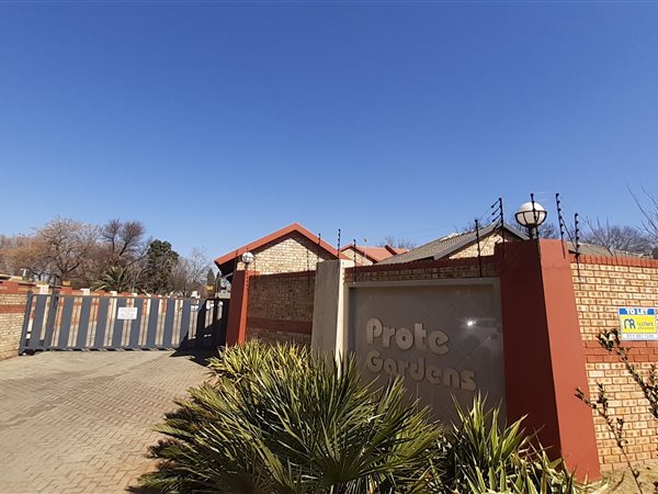 2 Bed Townhouse in Golf Park