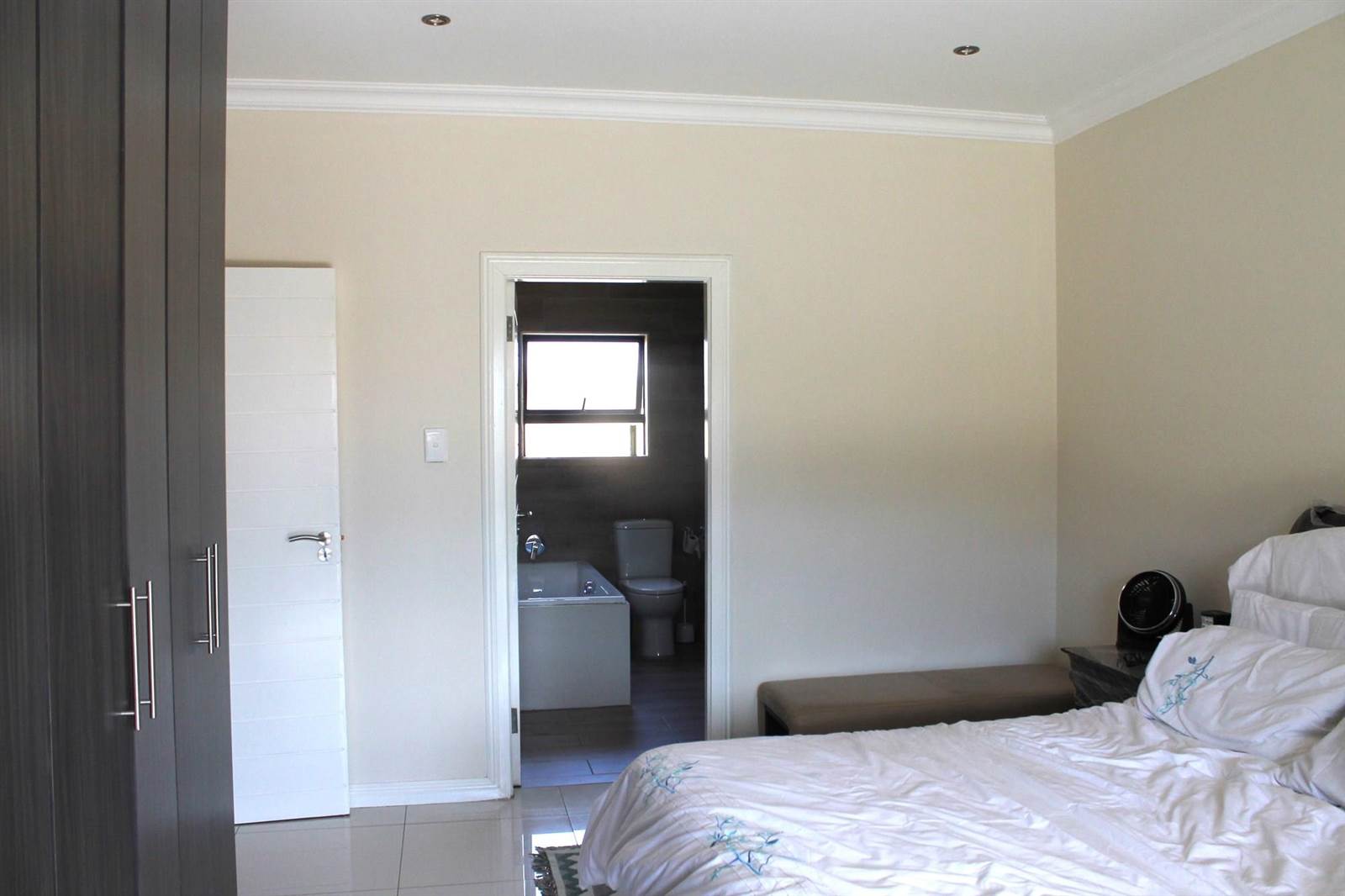 3 Bed House in Riversdale photo number 12