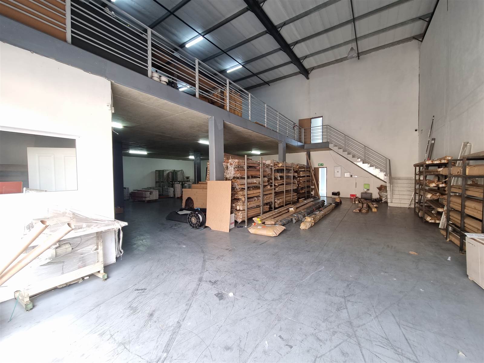 1000  m² Industrial space in Ormonde photo number 5