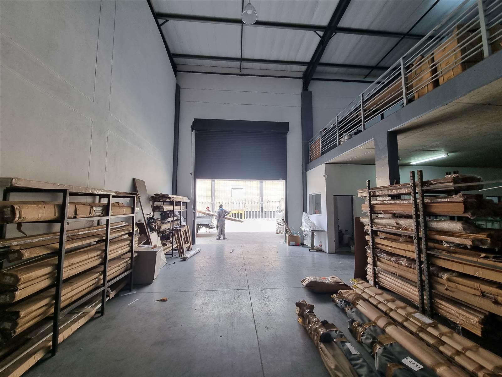 1000  m² Industrial space in Ormonde photo number 17