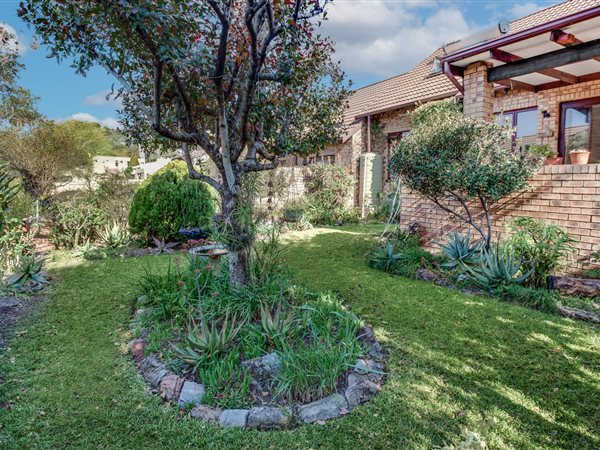 2 Bedroom Townhouse 2 Bedroom Townhouse