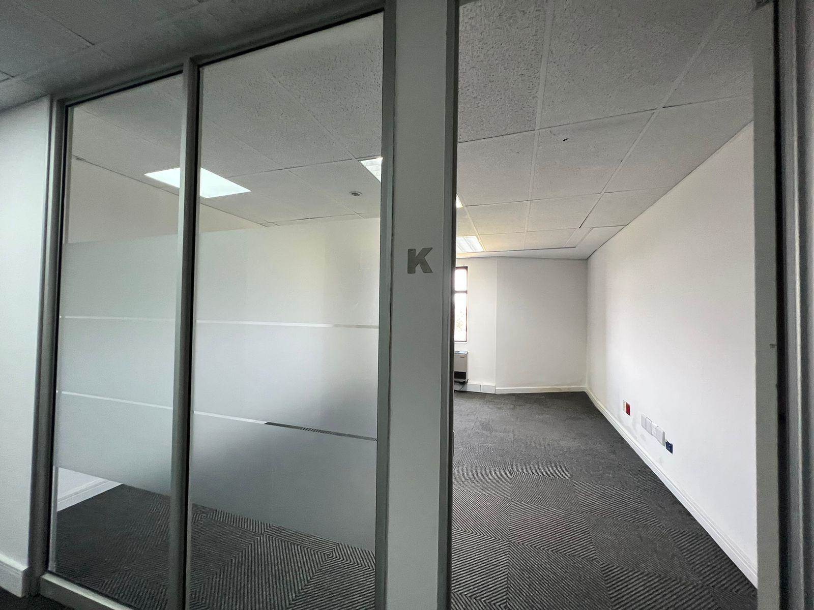 24  m² Commercial space in Woodmead photo number 9