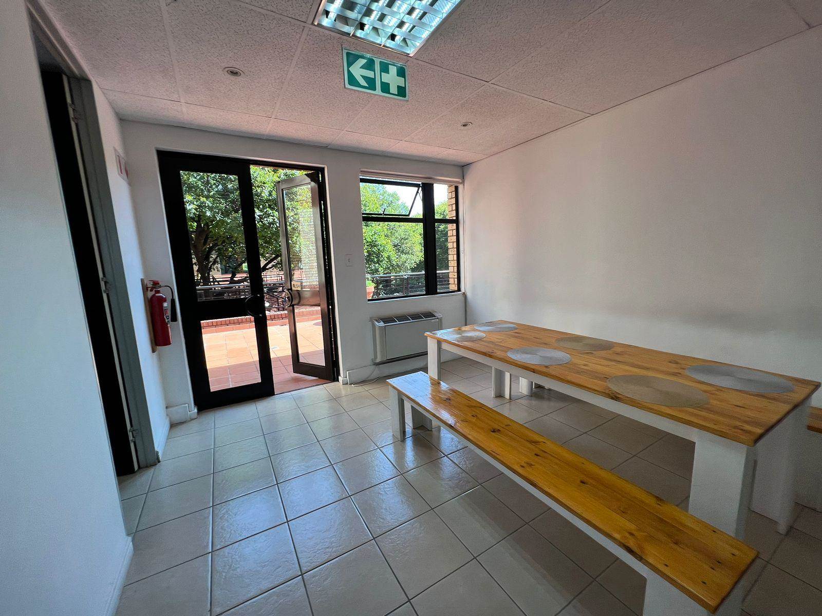 24  m² Commercial space in Woodmead photo number 5
