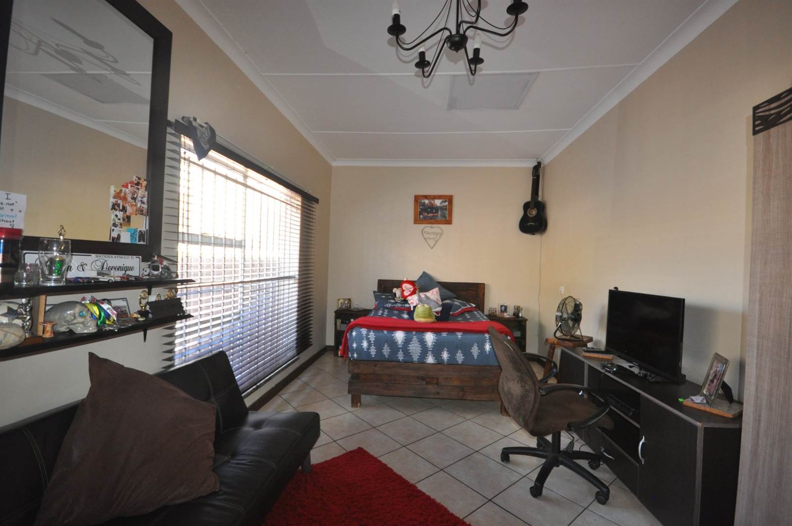 4 Bed House in Greenhills photo number 9