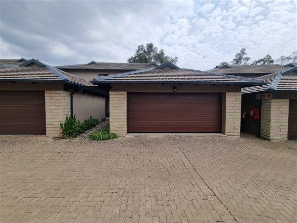 3 Bed House in Candlewoods Estate