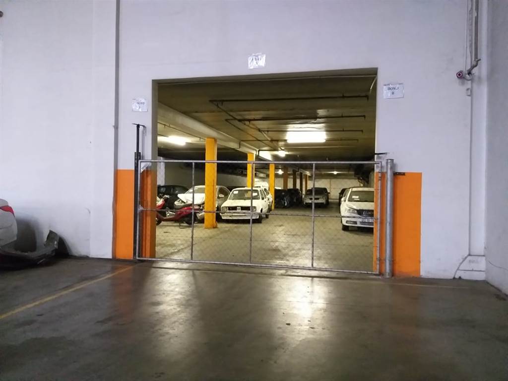 9550  m² Industrial space in Industria photo number 14