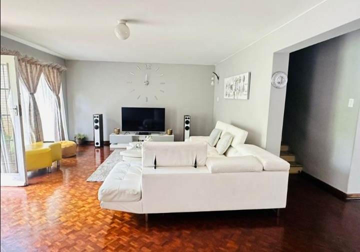 3 Bed Apartment in Empangeni photo number 1