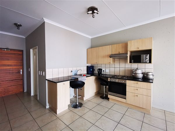 2 Bed Apartment in Ferndale