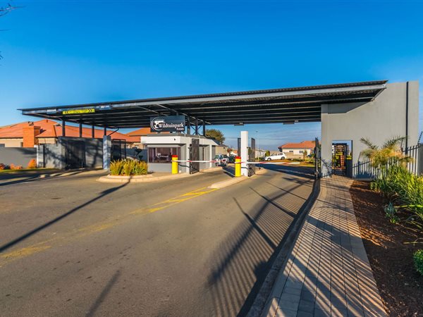 597 m² Land 597 m² Land