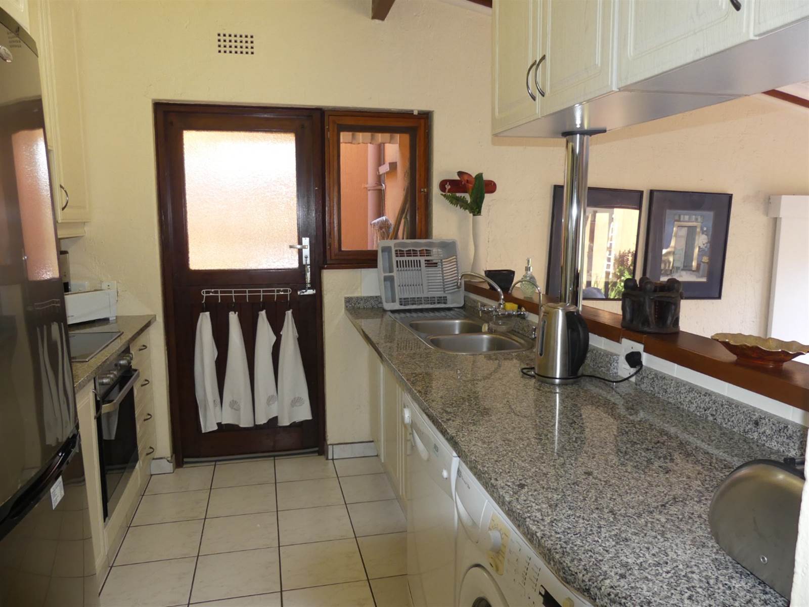 3 Bed Townhouse in San Lameer photo number 5