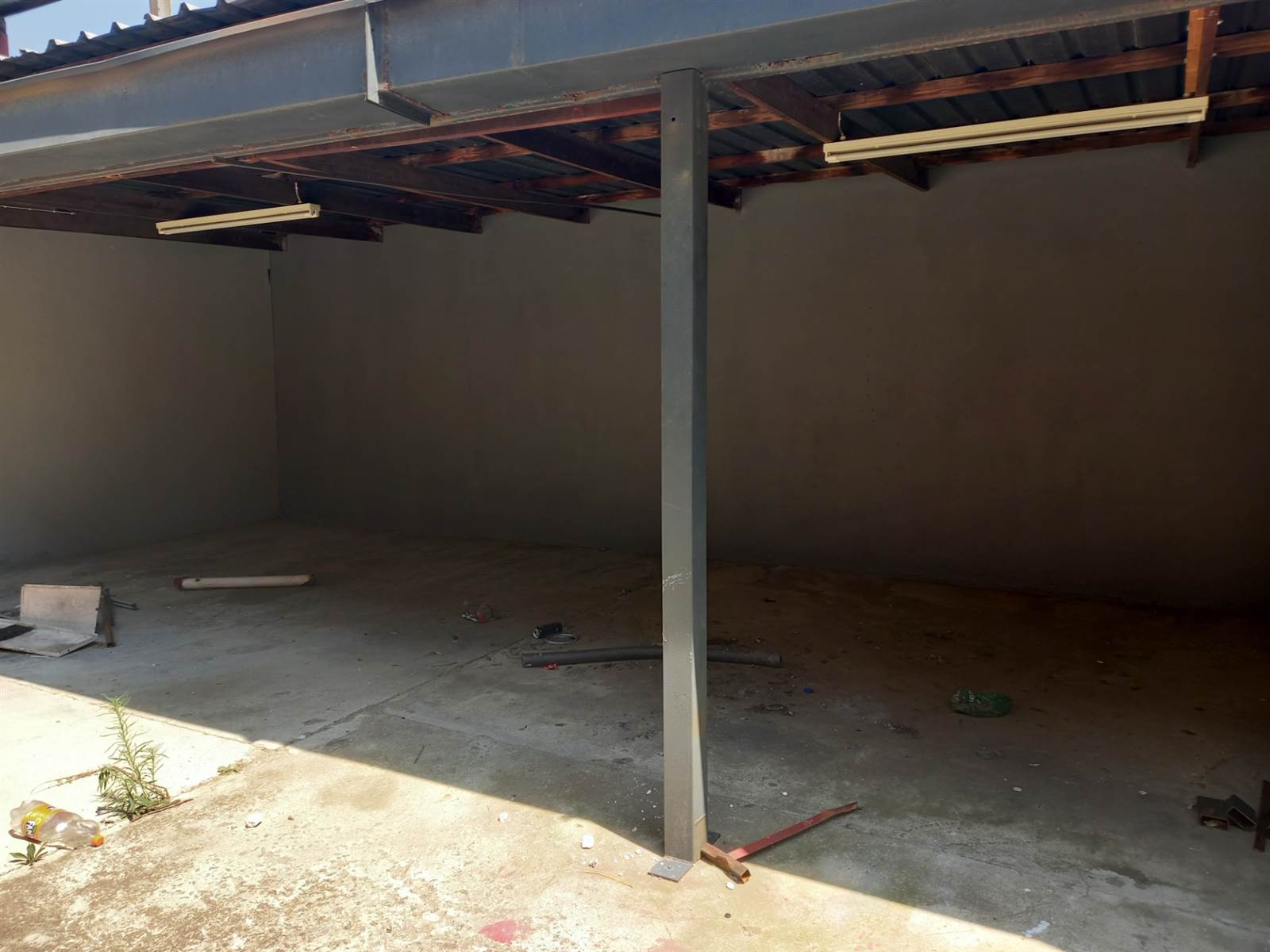 100  m² Commercial space in Kroonstad photo number 3