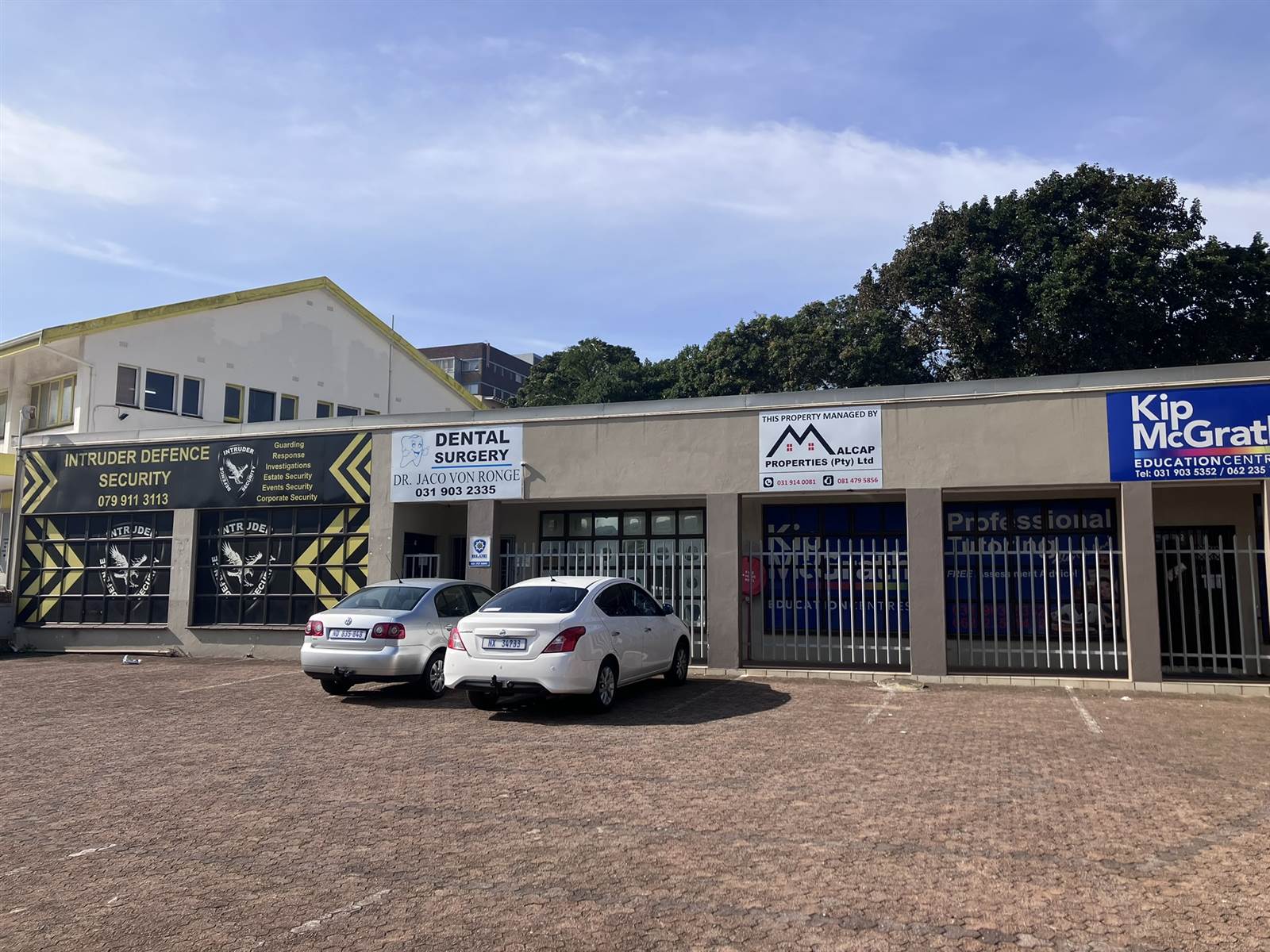 109  m² Commercial space in Amanzimtoti photo number 25