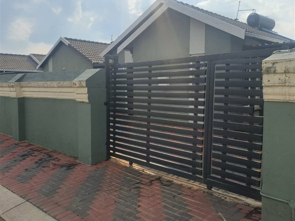 3 Bedroom House 3 Bedroom House