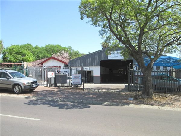 660  m² Commercial space in Silverton