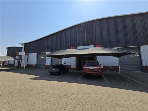 284  m² Industrial space