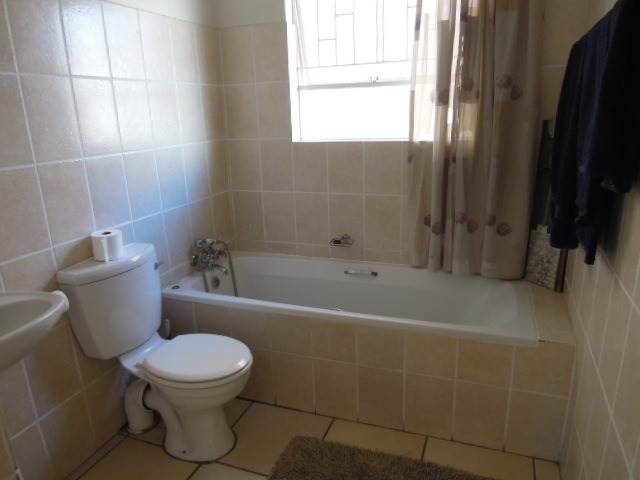 3 Bed Townhouse in Kathu photo number 9