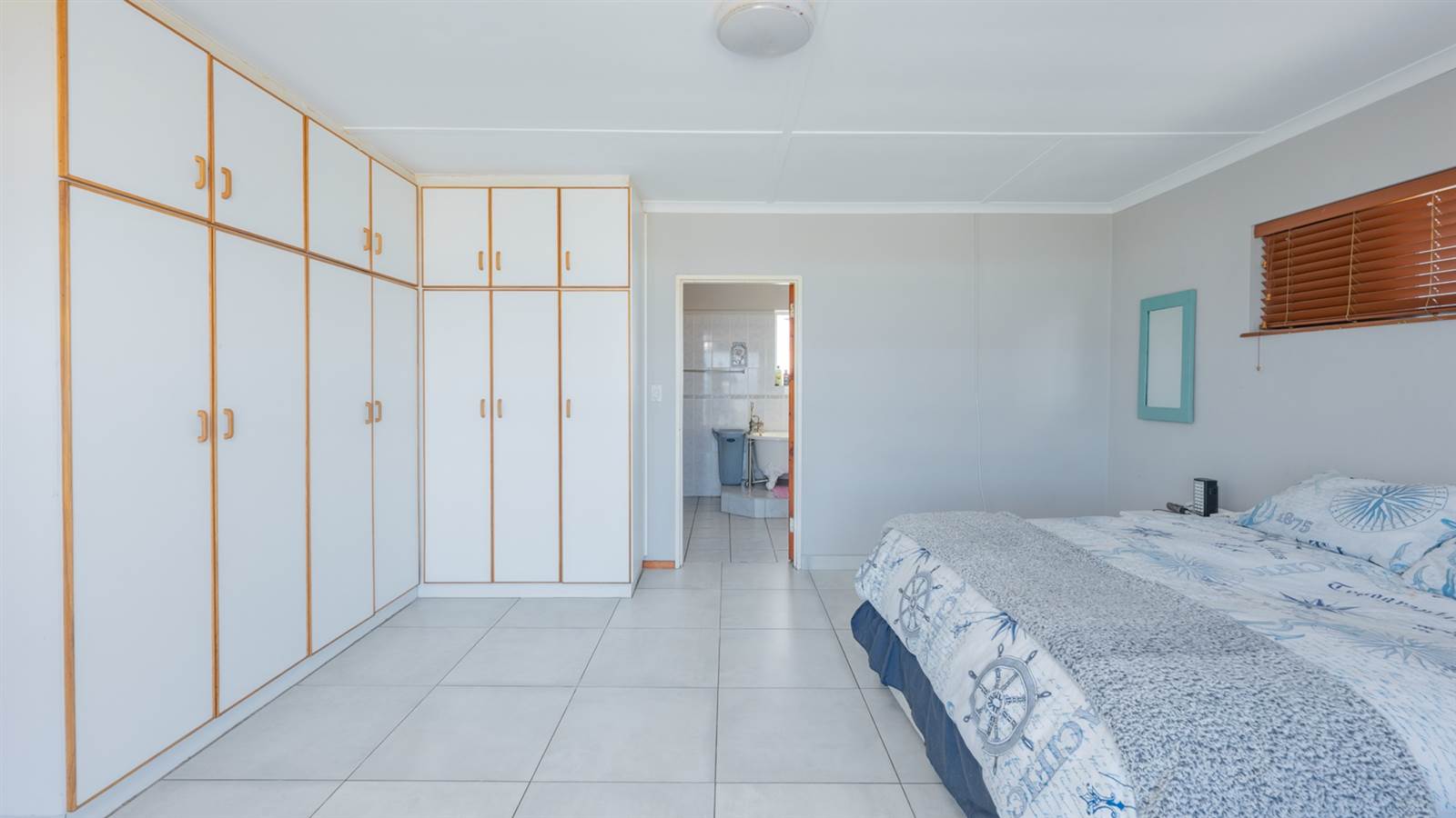 7 Bed House in Struisbaai photo number 10