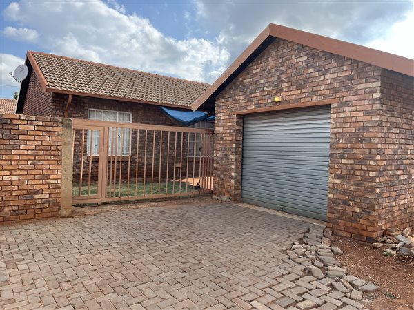 2 Bed Townhouse in Chantelle