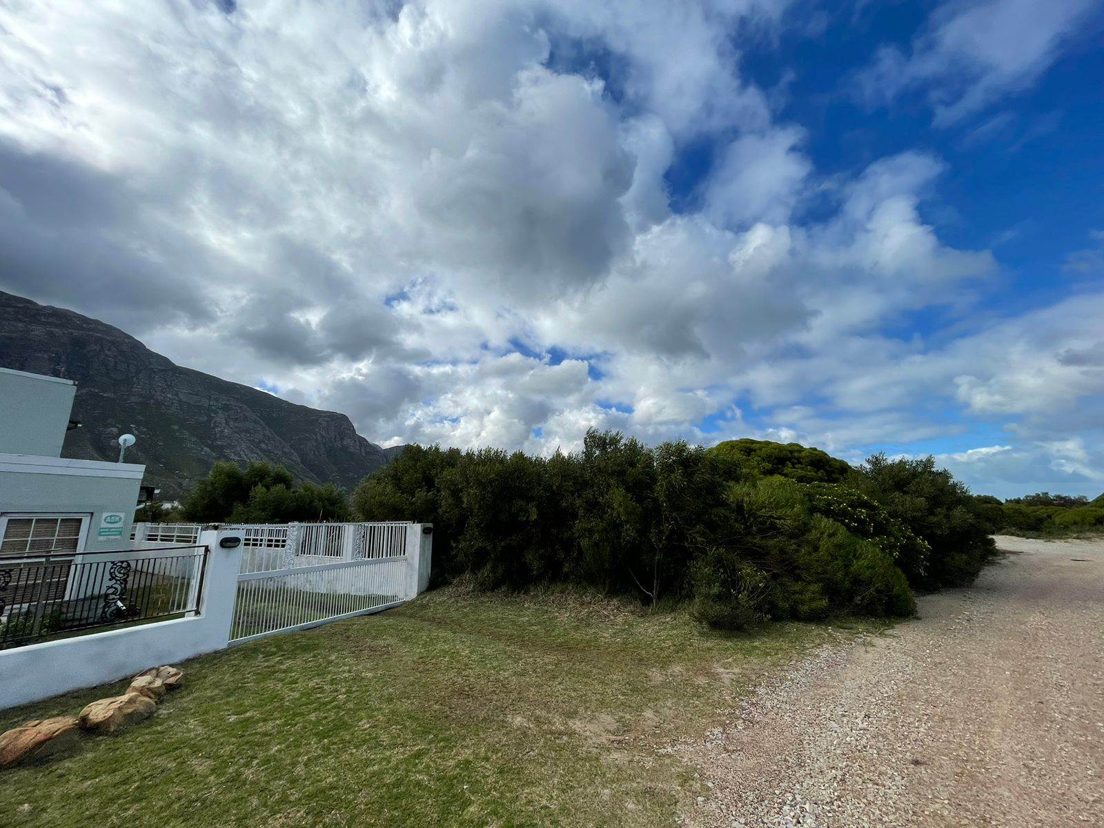 775 m² Land available in Bettys Bay photo number 3