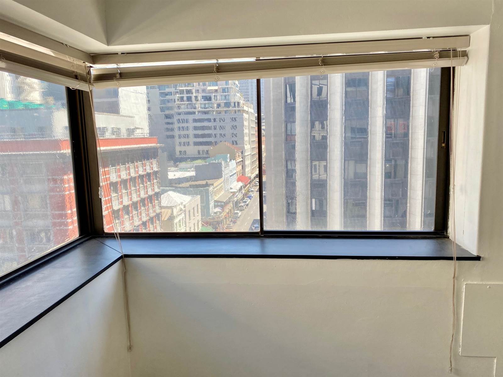 718  m² Commercial space in Cape Town City Centre photo number 12