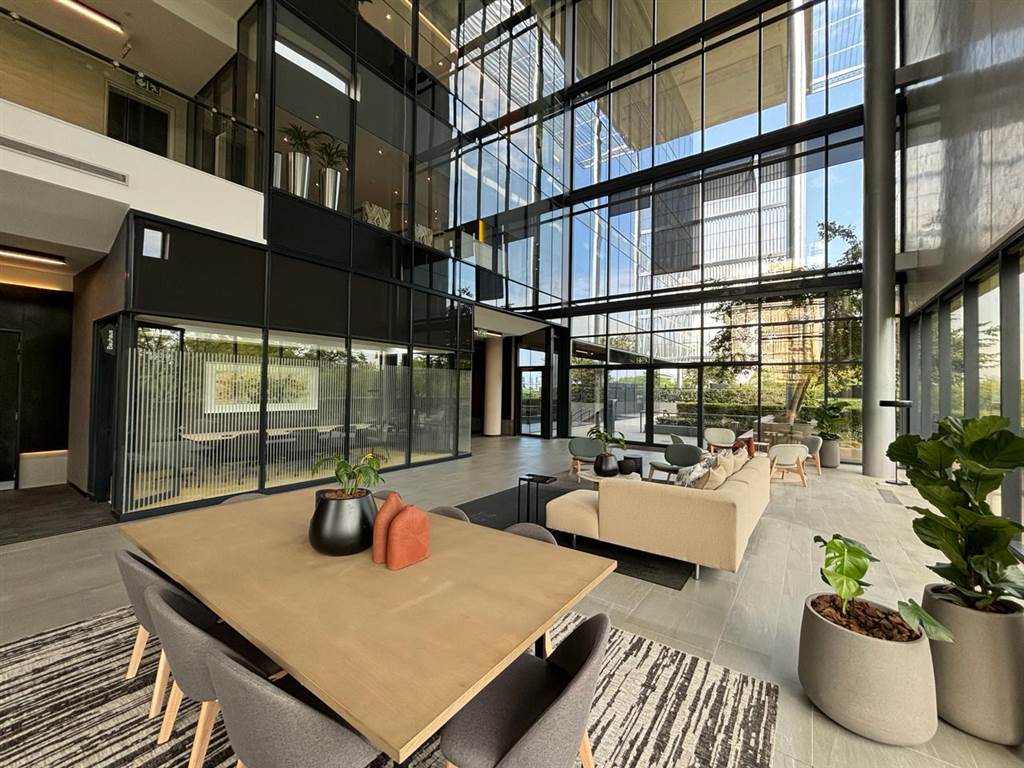 753  m² Commercial space in Rosebank photo number 12
