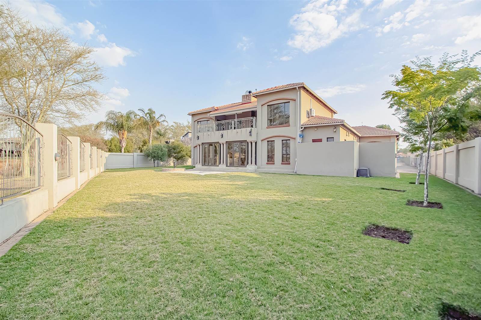 5 Bed House in Zambezi Country Estate photo number 8
