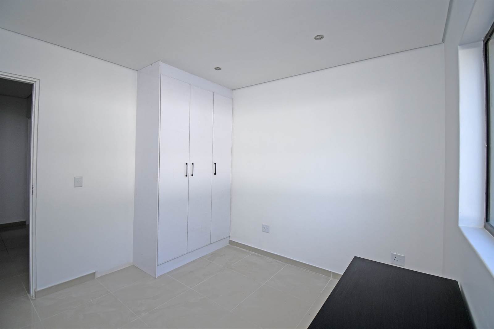3 Bed Apartment in Bedfordview photo number 19