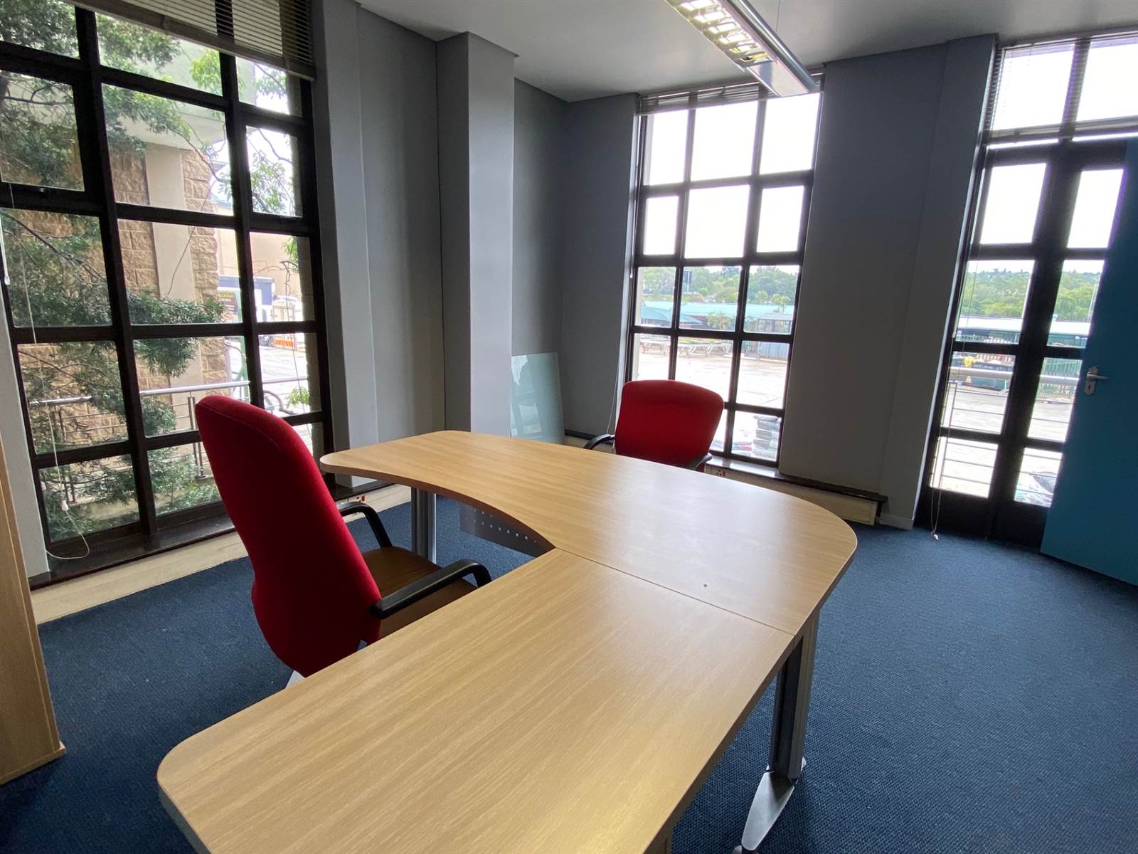 140  m² Office Space in Randpark Ridge photo number 8
